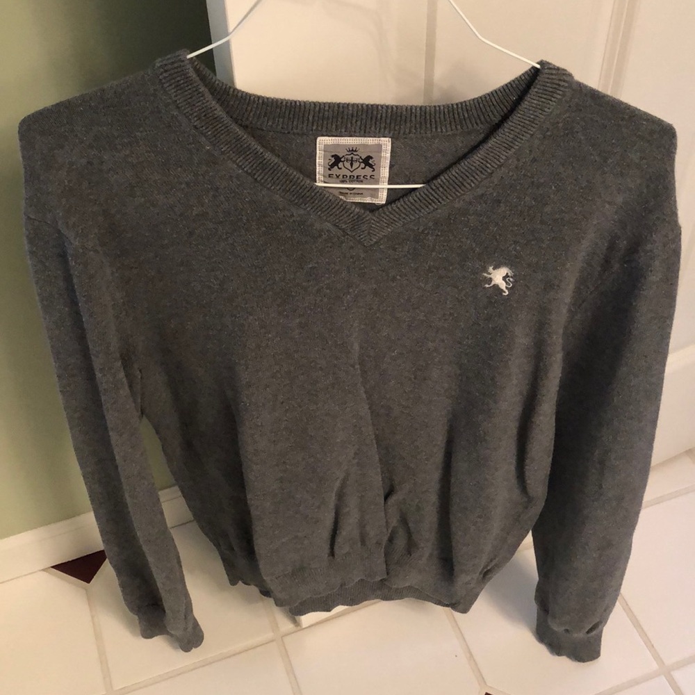 Gray V neck sweater